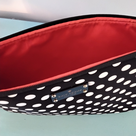 Kate Spade New York Black & White Polka Dot Laptop Sleeve - Picture 5 of 8
